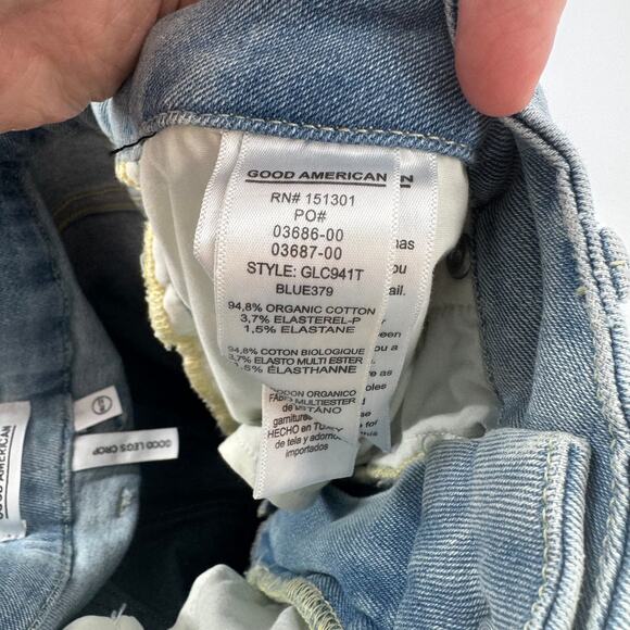 Good American Good Legs Distressed Cropped Jeans Size 14/32 Light Wash Denim - Picture 5 of 7